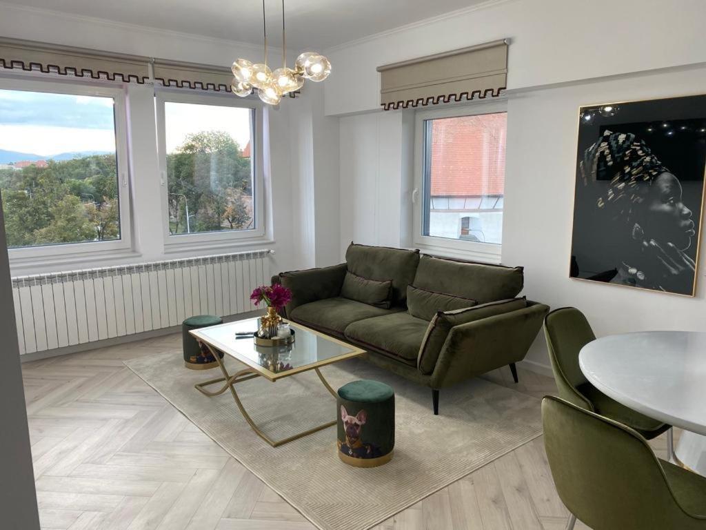 Elite Apartment Sibiu Exterior photo